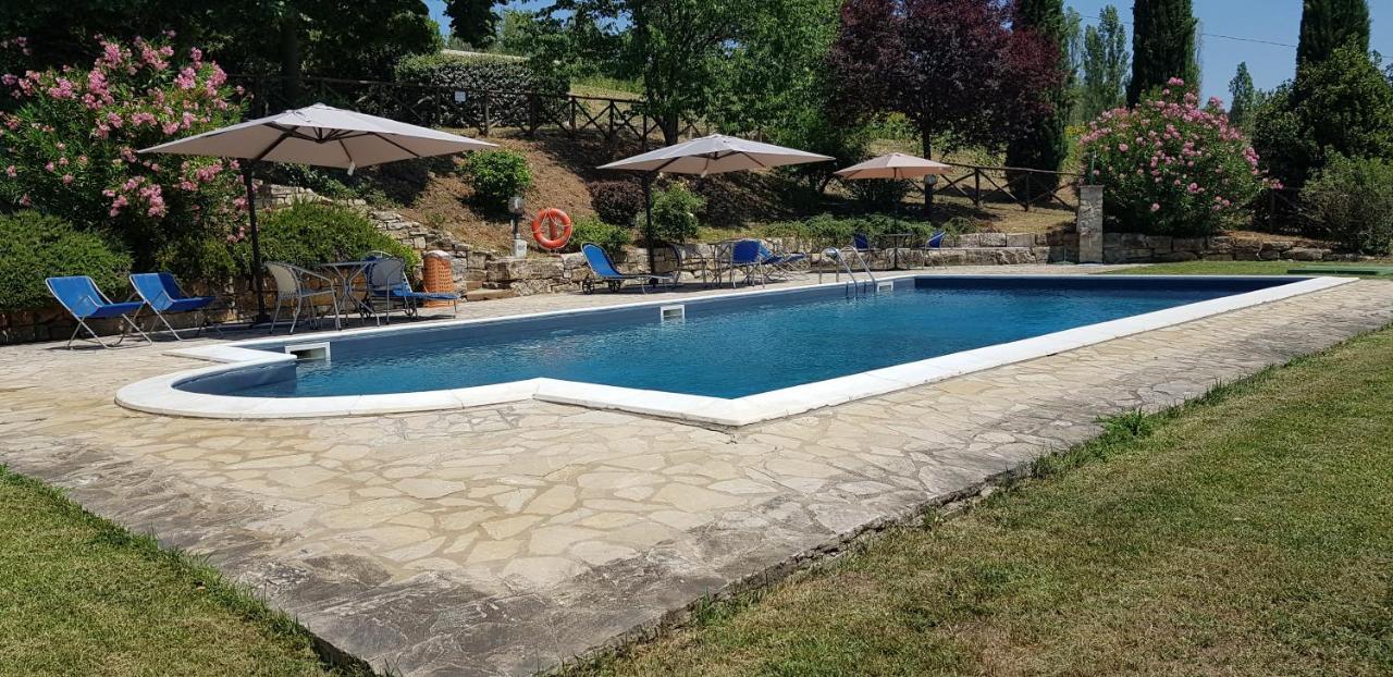 Case In Campagna Con Piscina A Todi Extérieur photo