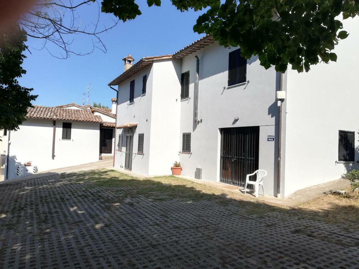 Case In Campagna Con Piscina A Todi Extérieur photo